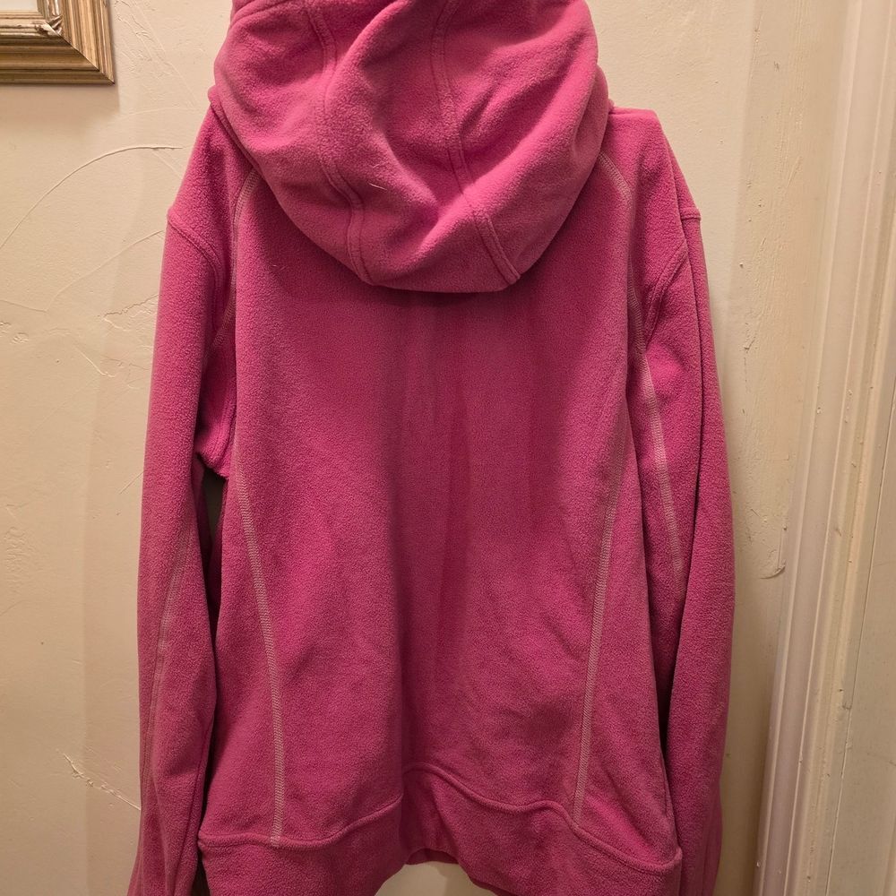 The North Face Magenta Fleece Pullover - Picture 2 of 4